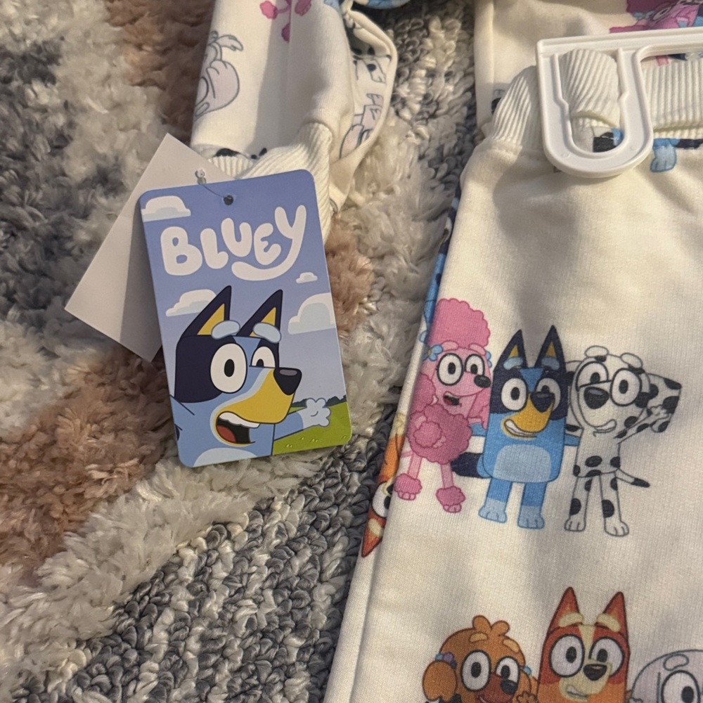 Bluey Outfit - Picture 7 of 8